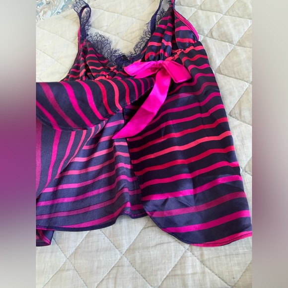 NWT Victoria’s Secret 2 Piece Set - Picture 7 of 9